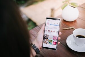 Como os anúncios não puláveis funcionam no Instagram