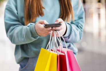 Os gatilhos psicológicos que as maiores marcas usam diariamente