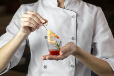 Porque vender só um prato de comida se você pode vender uma experiência gastronômica?